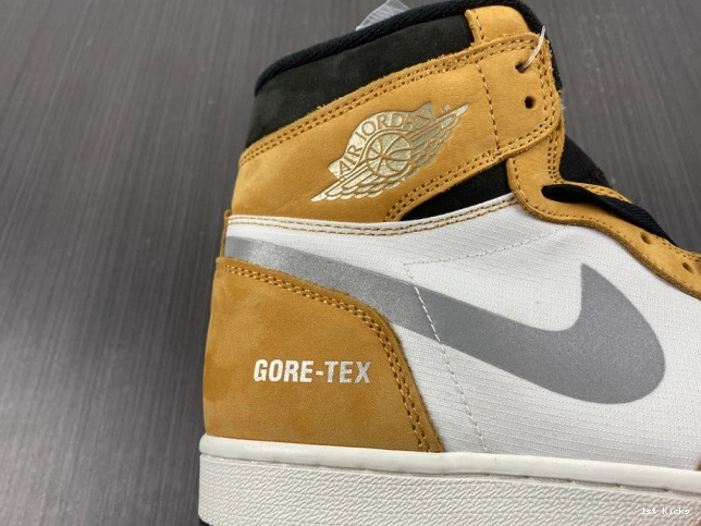 DB2889-700 Light Jordan High 1 Curry Element Gore-Tex 0627